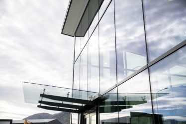 SV Lakeland Glass 02mobile